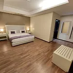 Monte Lírio Hotel 4*