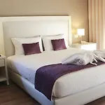 Hotel Monte Lírio 4*