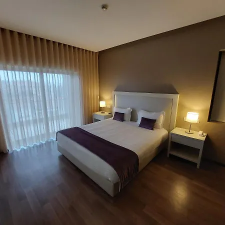 Hotel Monte Lírio
