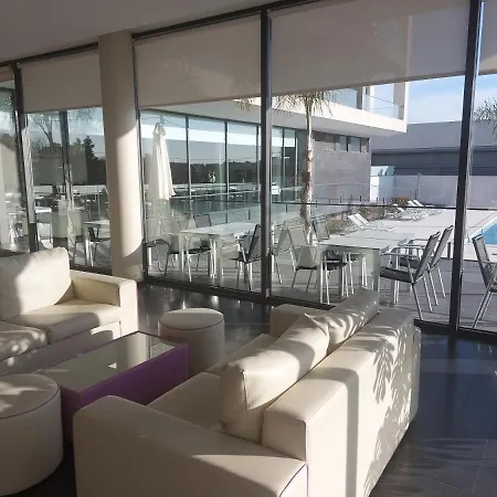 Monte Lírio Szálloda