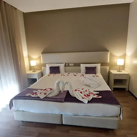 Monte Lírio 4*