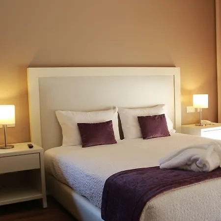 Monte Lírio 4*