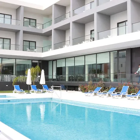 Hotel Monte Lírio