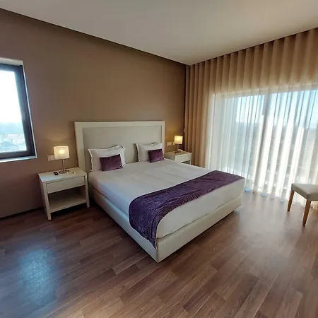 Monte Lírio 4* Espinho (Aveiro)
