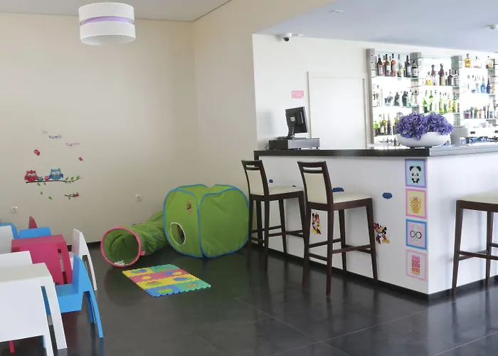 Hotel Monte Lirio 4*